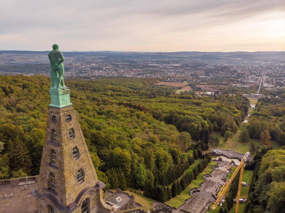 Monumen Hercules menjadi ikon Bergpark Wilhelmshöhe sekaligus simbol Kota Kassel