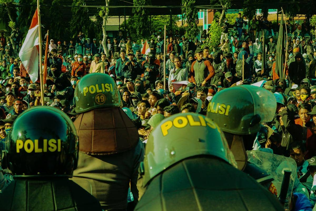 potret demonstrasi untuk penguasa negeri