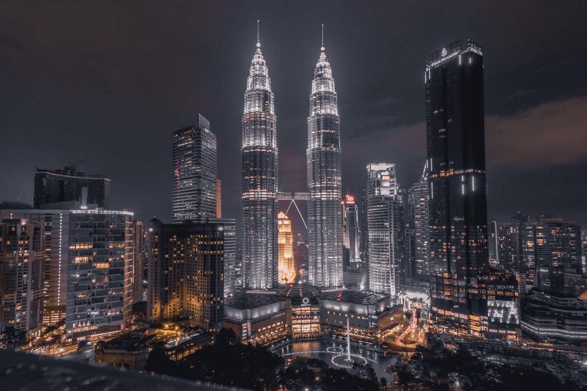 ilustrasi pemandangan Malaysia