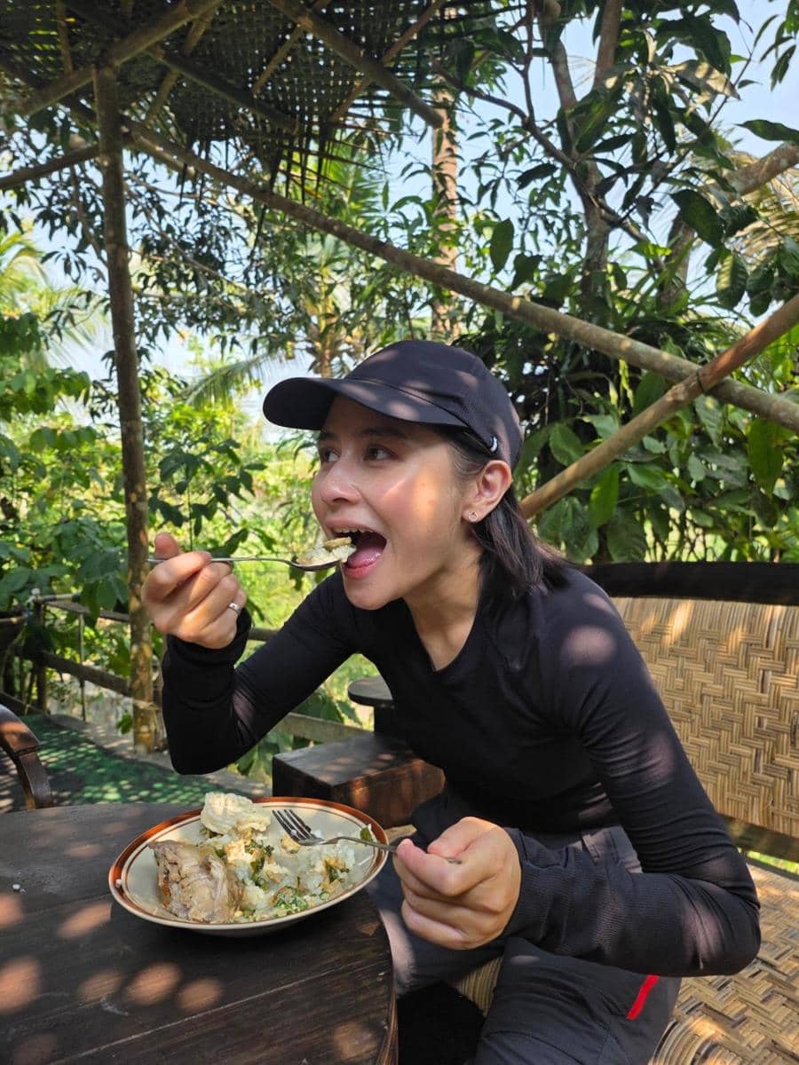Prilly Latuconsina liburan