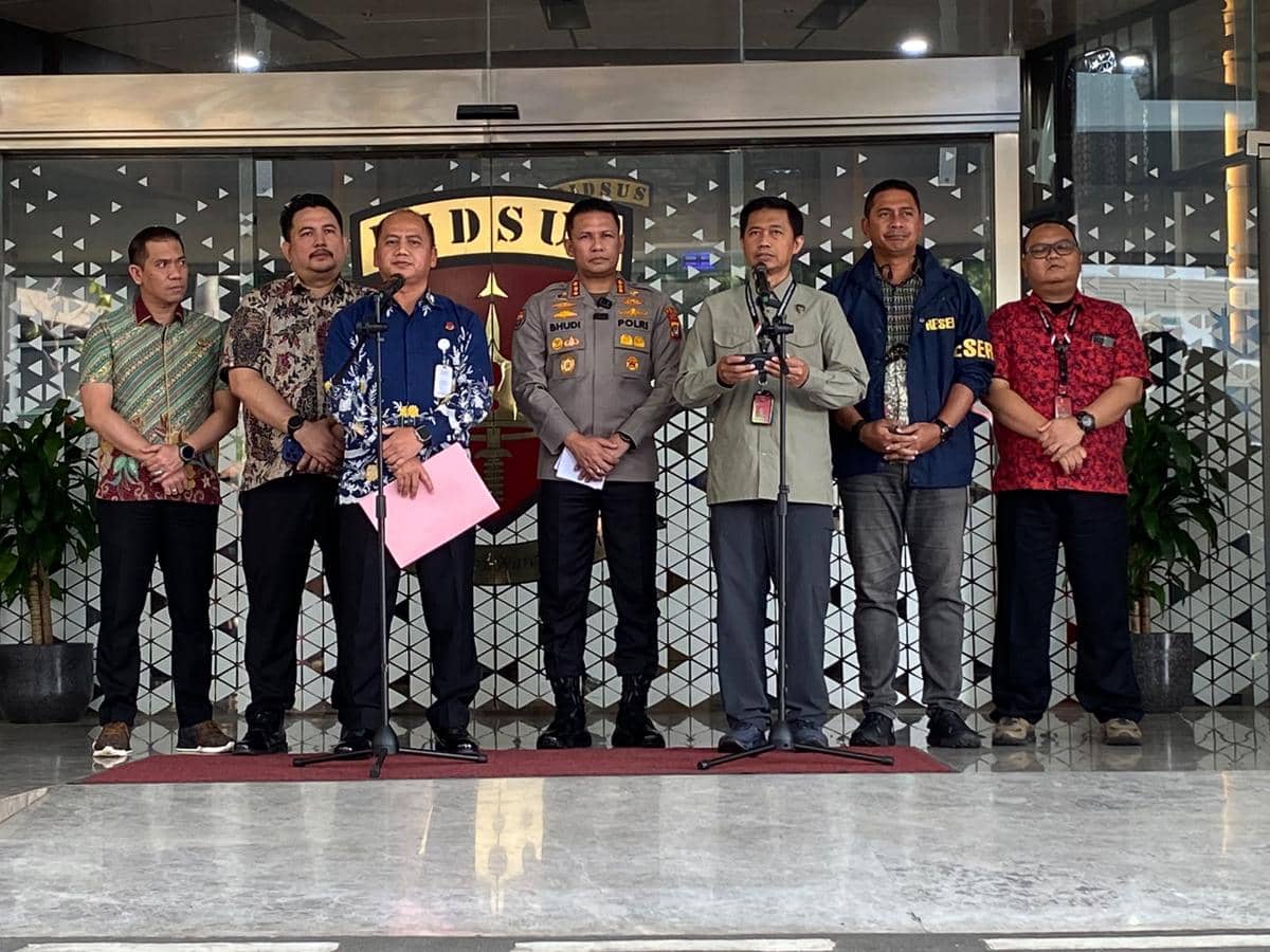 Tim 9 Kejagung Geledah Kantor Don Ritto dan Rumah Nurman Herin