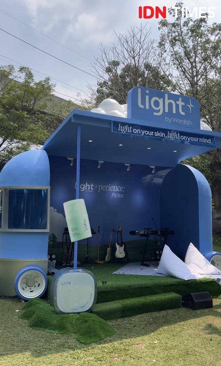 Pembukaan Lightplus Lightperience Picnic 2026 pada Jumat (17/7/2026) di Urban Forest Cipete, Jakarta Selatan (IDN Times/Nisa Zarawaki)