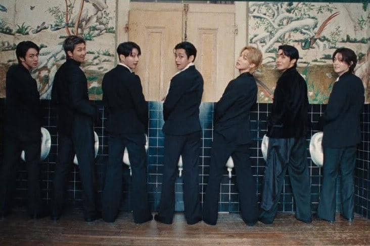 BTS untuk MV NORMAL (dok. Spotify)