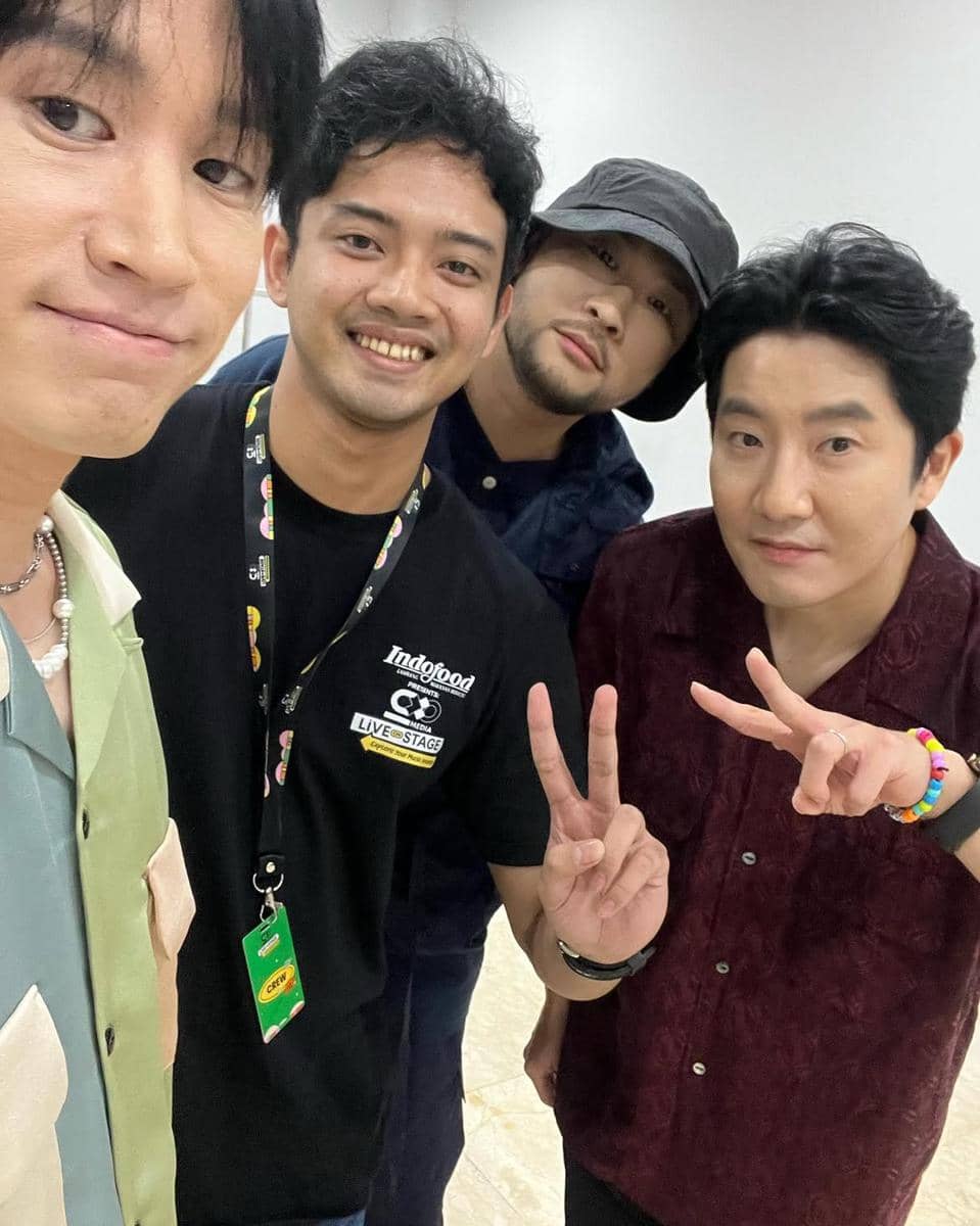 potret Nino dan Epik High