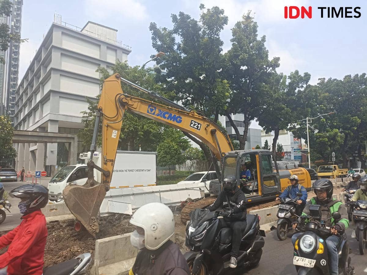 Jalan Kebon Sirih Macet 1 Km, Perbaikan Ditarget Rampung September