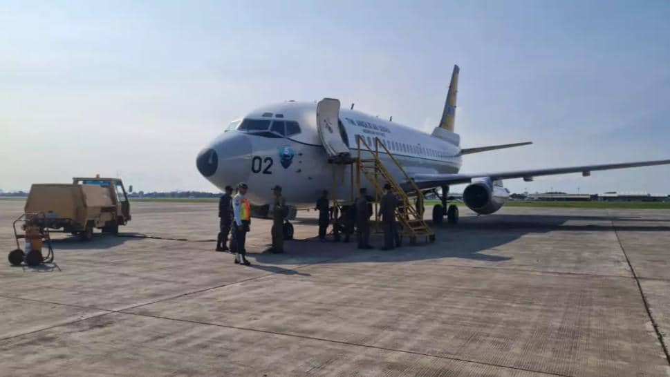 Pesawat Boeing B737 Bantu Pencarian Korban Kapal Tenggelam di Selayar