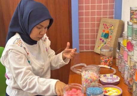 Lebih dari 17 Ribu Warga Jabar Terima Manfaat Program Sosial PLN
