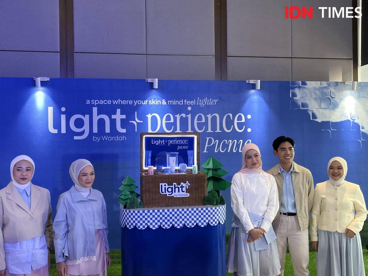 Pembukaan Lightplus Lightperience Picnic 2026 pada Jumat (17/7/2026) di Urban Forest Cipete, Jakarta Selatan (IDN Times/Nisa Zarawaki)