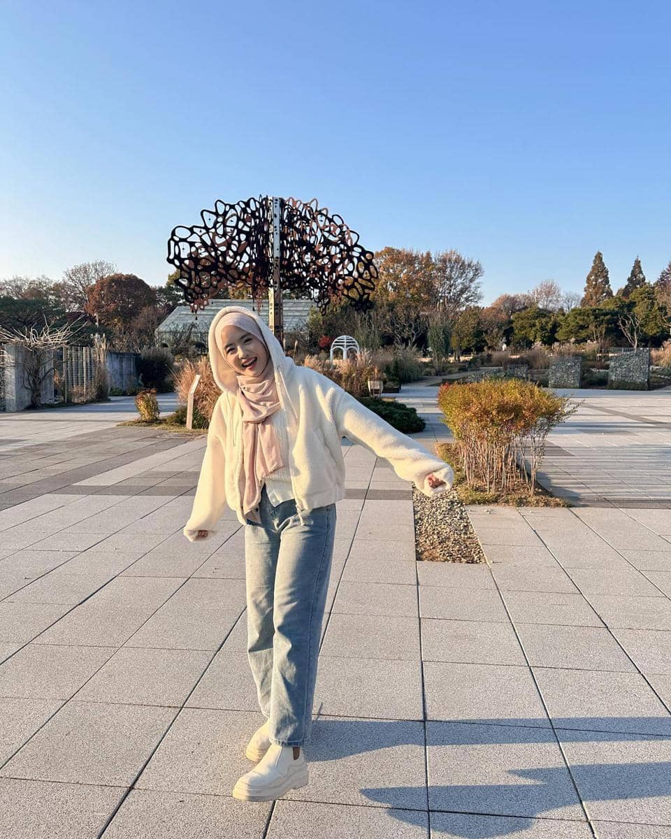 mix and match hijab chic ala Aisha CoC 3
