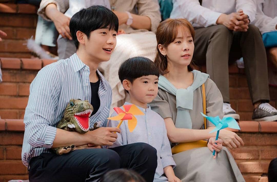 Jung Hae In, Ha Yi An dan Han Ji Min di drama One Spring Night