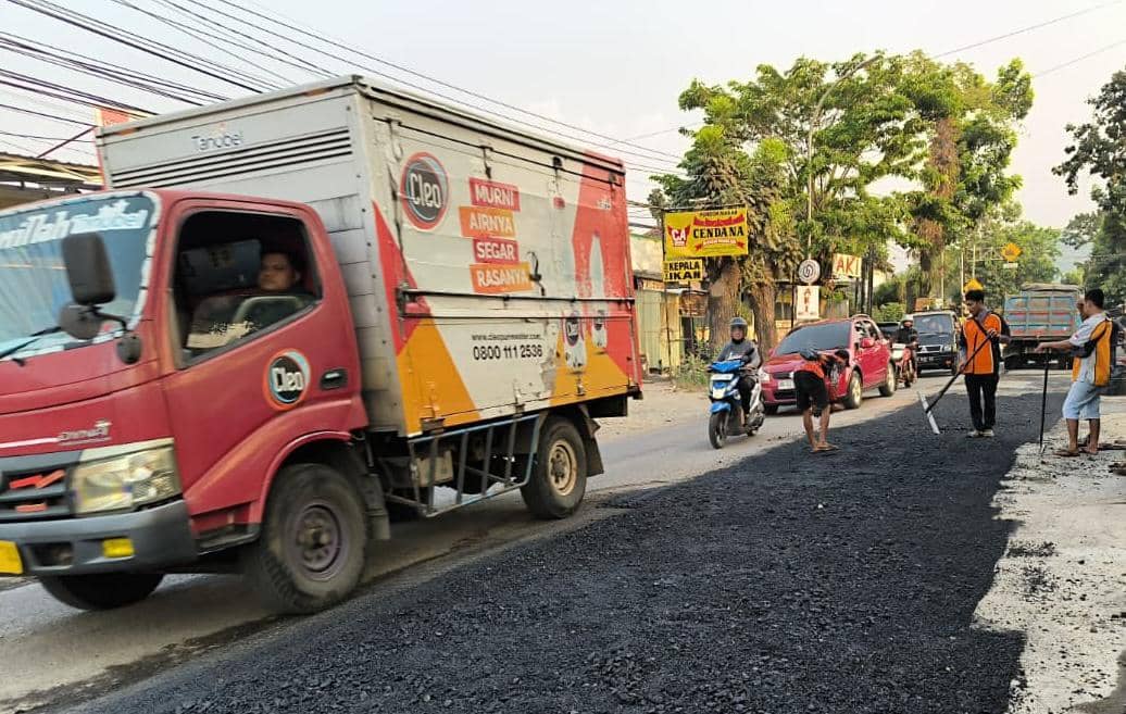 kalipancur, jalan rusak, perbaikan jalan