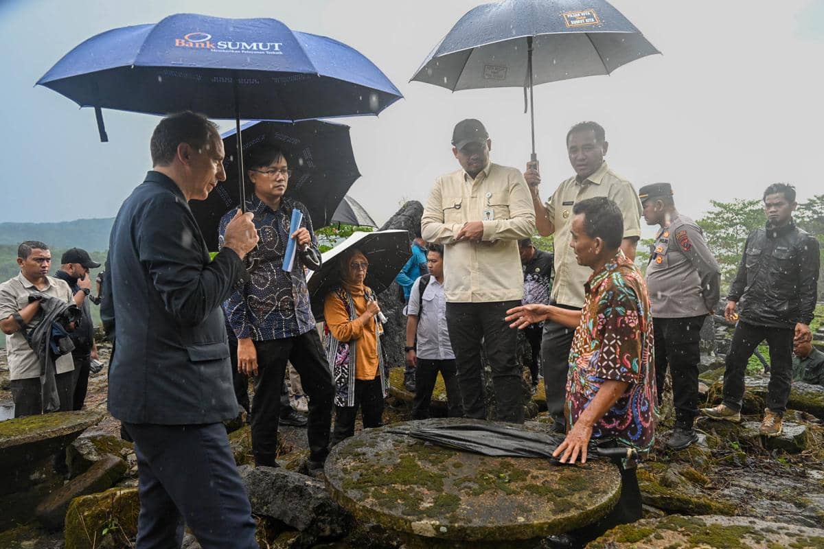 Gubsu kunjungi Situs Megalitik Tetegawo 3.jpg.jpeg