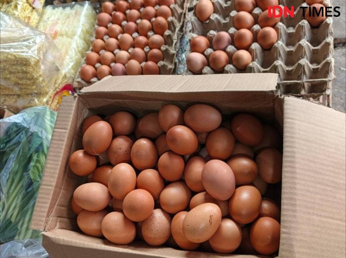 Harga telur di Pasar Randik Sekayu kembali meroket sejak program MBG berjalan.