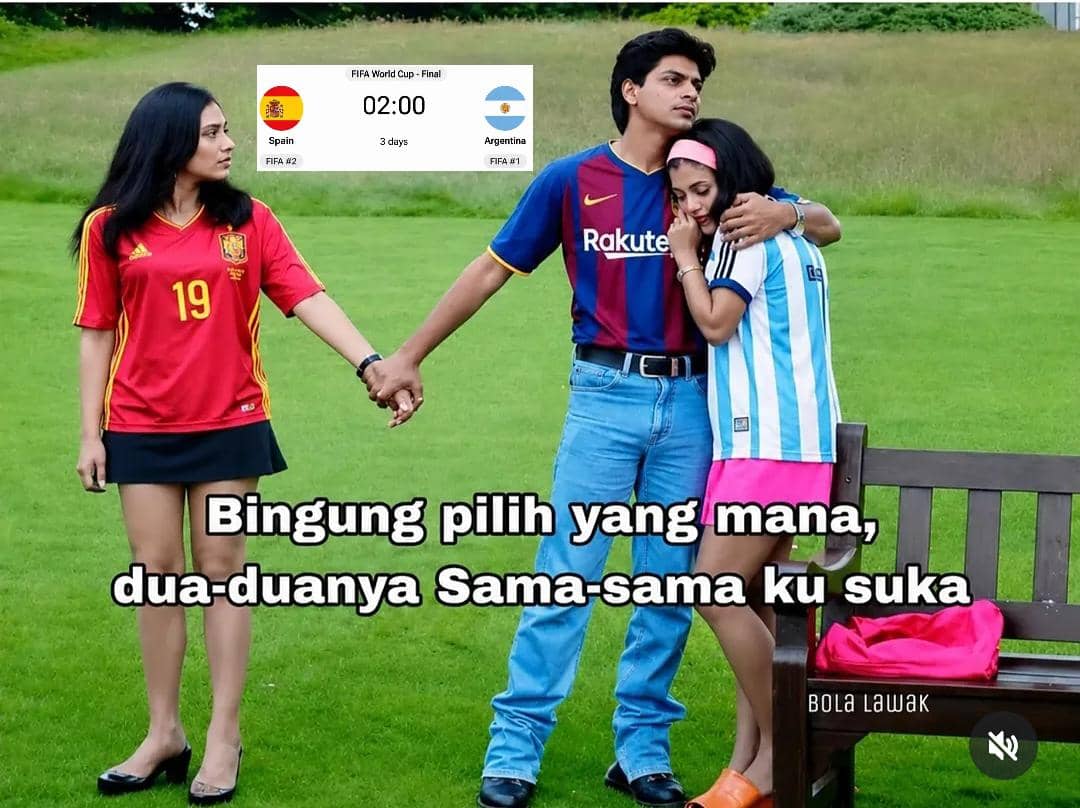 8 Meme Fans Barça Bingung Pilih Spanyol atau Argentina, Cinta Segitiga?