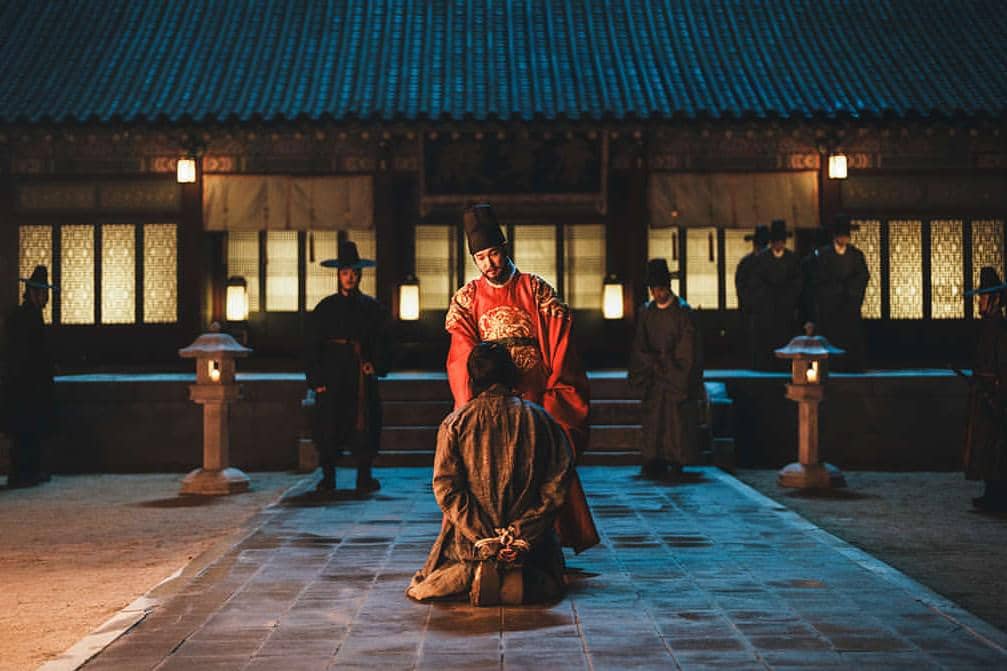 7 Penyelesaian Konflik di Ending Drakor The East Palace