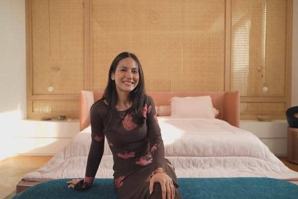 8 Potret Rumah Pevita Pearce, Usia Meja Makan Sudah Puluhan Tahun