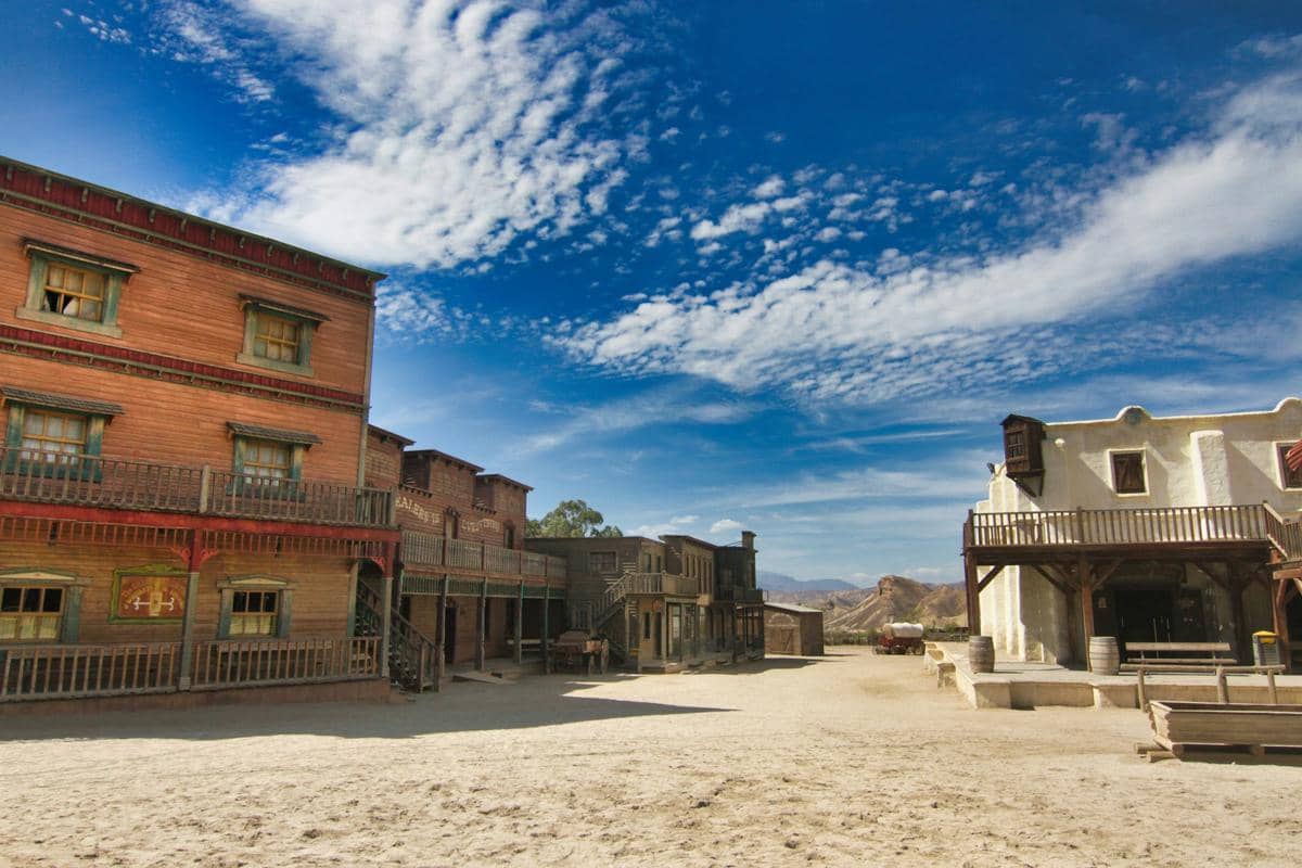 ilustrasi paparan sinar matahari di Tabernas (unsplash.com/Marc Snailum)