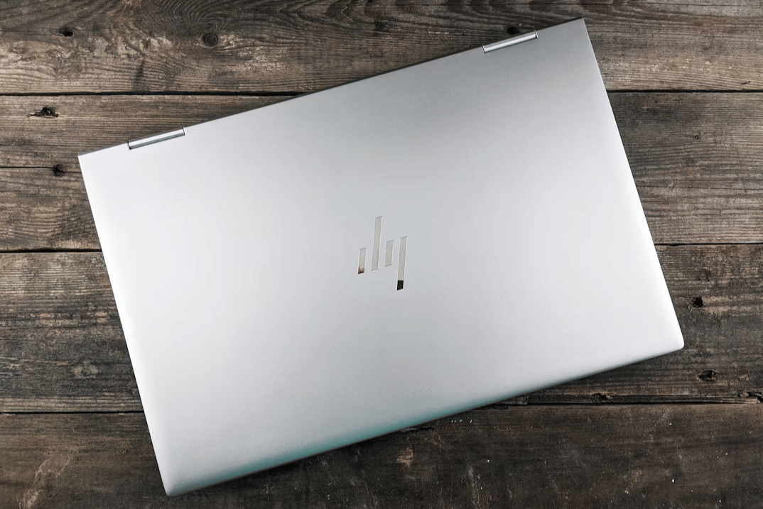 ilustrasi laptop