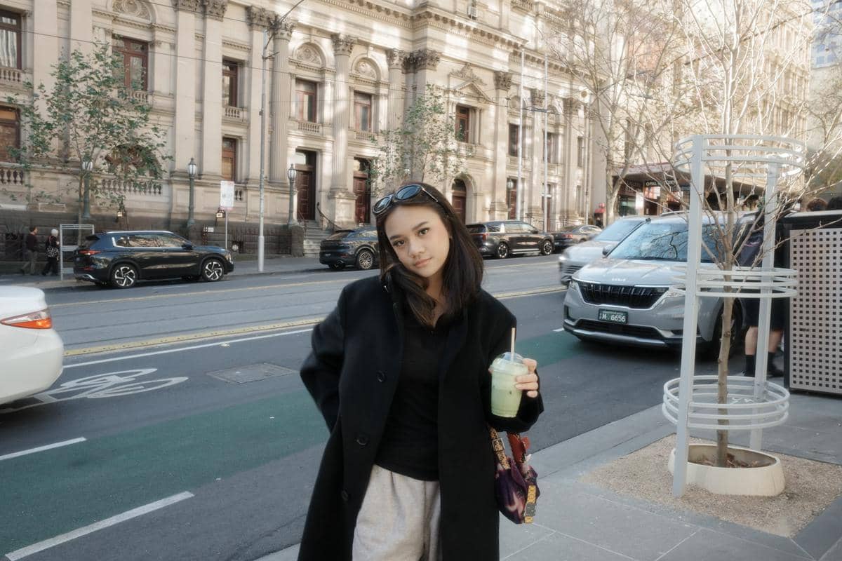 Neona Ayu menikmati liburan musim dingin di Melbourne