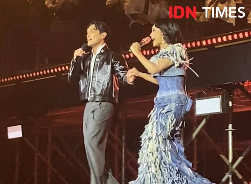 Kris Dayanti Sapa Rossa di Konser retrospektif, Izin Duet Sama Afgan
