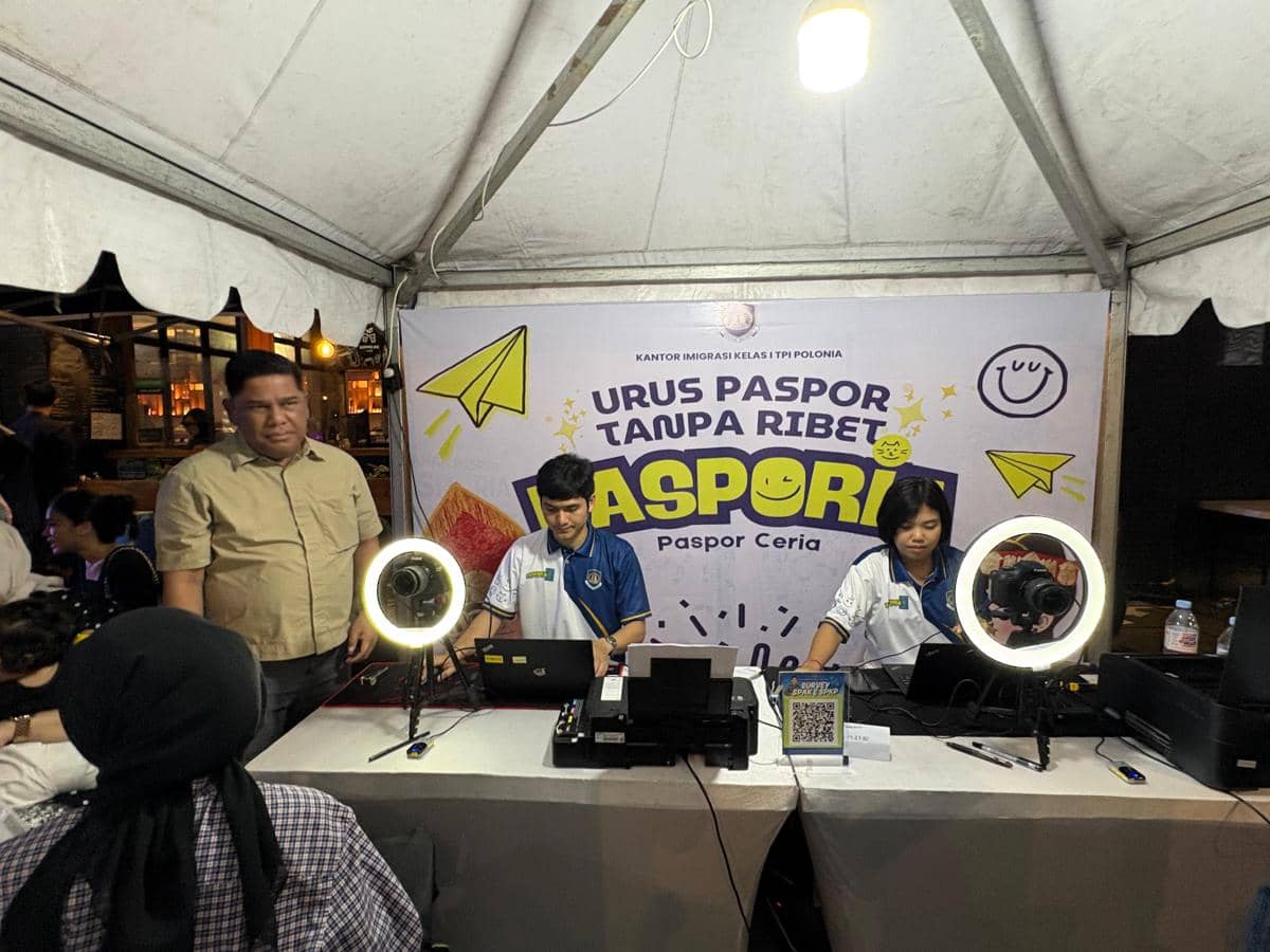 Kakanwil Imigrasi Sumut Tinjau Pasporia di Car Free Night Medan