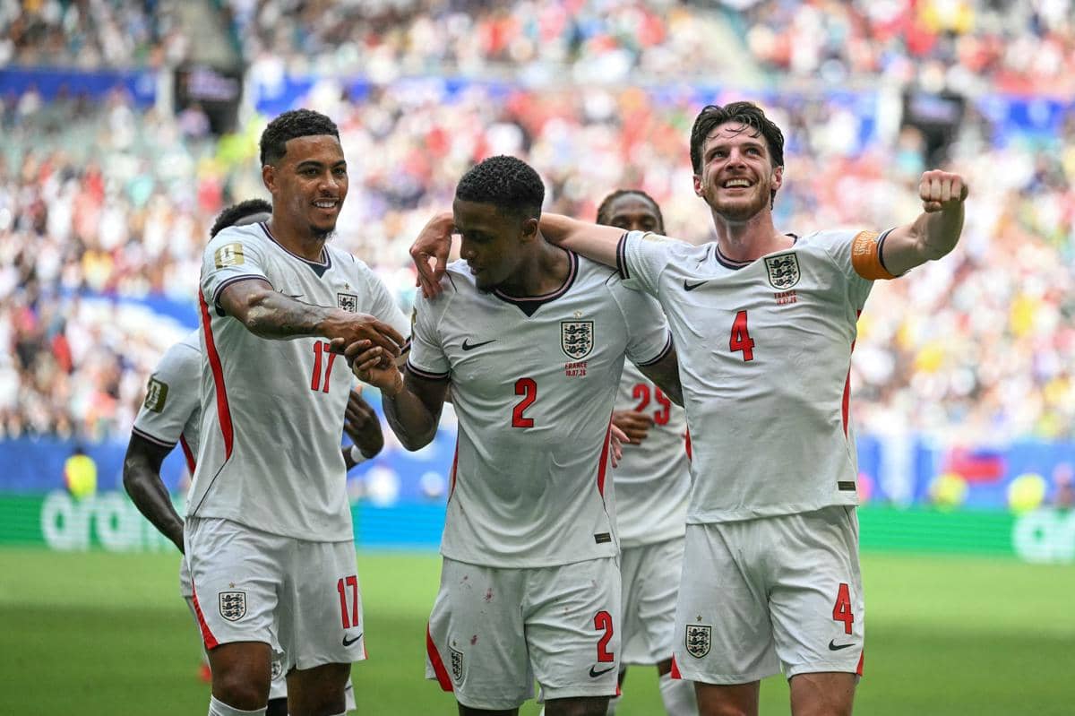 Babak I: Inggris Unggul 4 Gol Tanpa Balas Atas Prancis