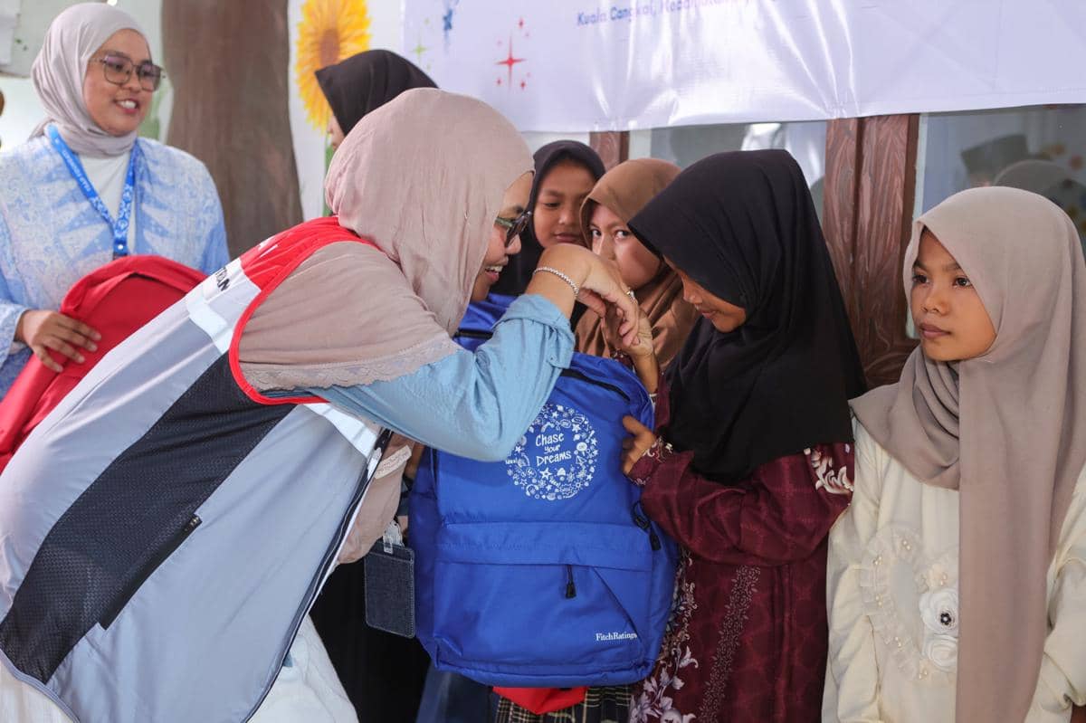 Latih Kesiapsiagaan, PHE NSO Edukasi Anak Desa Kuala Cangkoi Tanggap Bencana