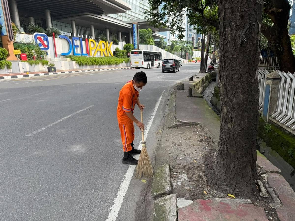 Delipark Mall Medan Perluas Aksi CSR, Bersih-bersih Fasilitas Publik