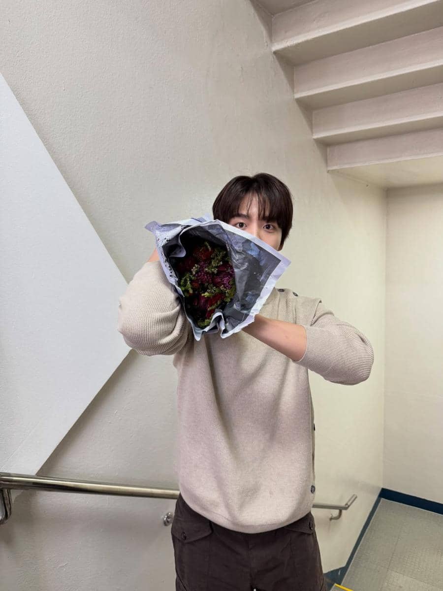 inspirasi outfit kencan pertama ala Won Gyu Bin