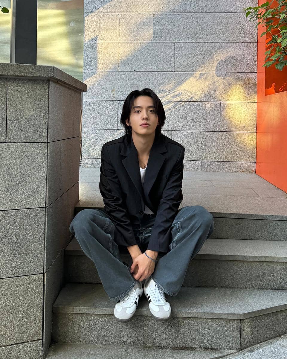 inspirasi outfit kencan pertama ala Won Gyu Bin