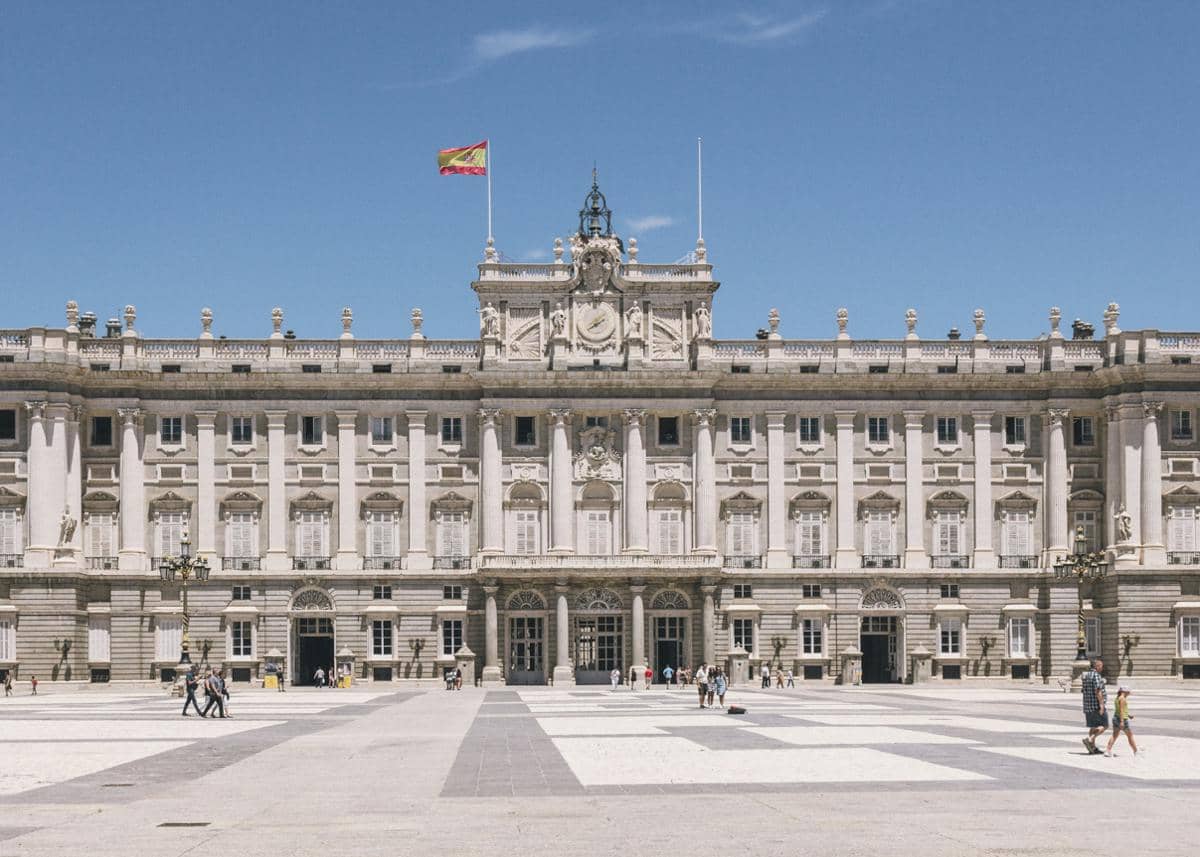 ilustrasi Royal Palace of Madrid