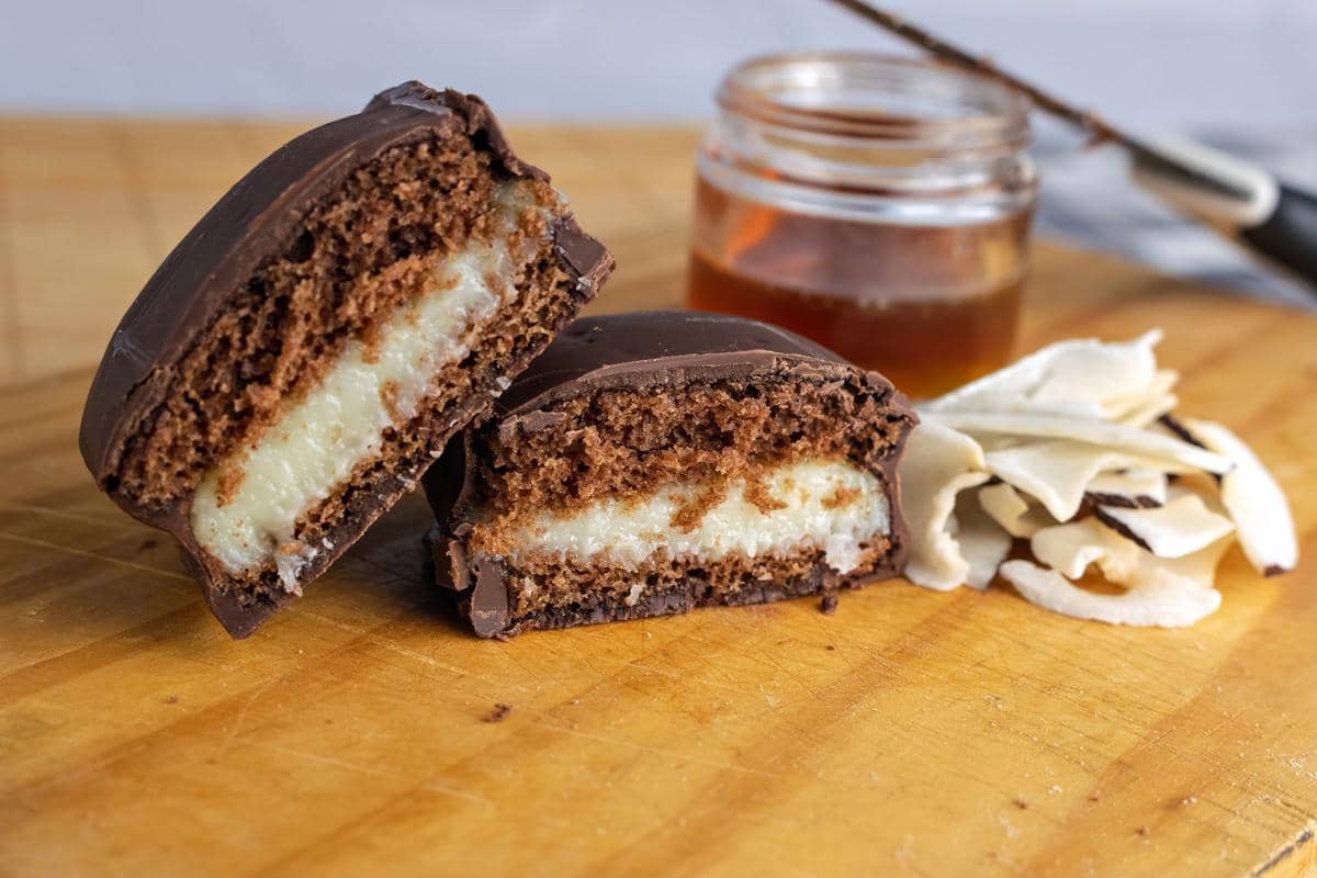 Resep Brownies Cokelat Lapis Keju, Duo Kombinasi yang Bikin Melting