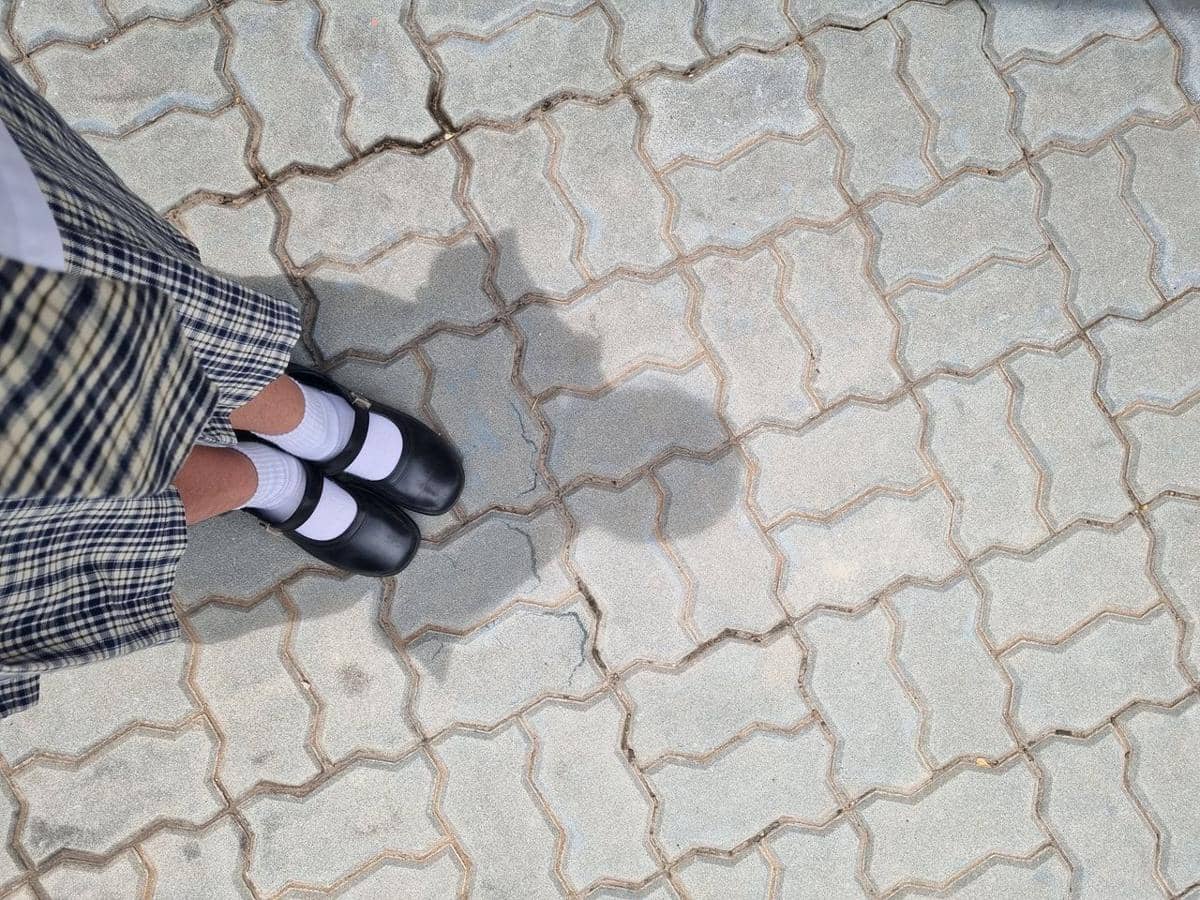 Ilustrasi mary jane shoes 