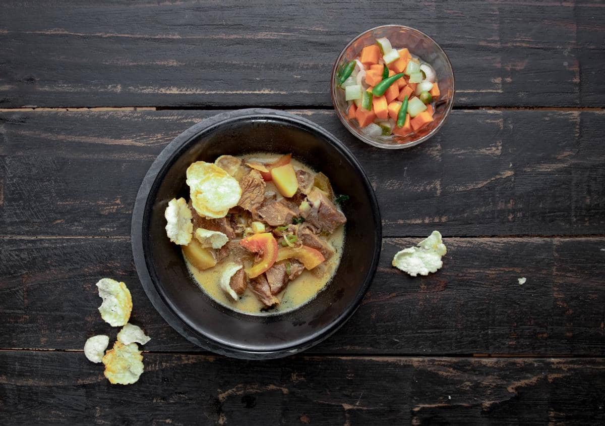 Resep Sop Kambing Kuah Creamy, Wangi Rempah dan Gak Bau Prengus