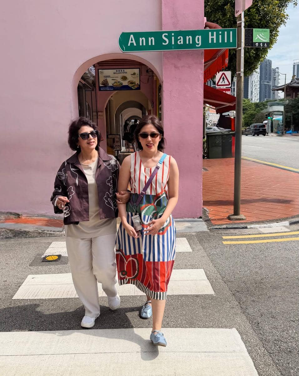 Ify Alyssa saat jalan-jalan di Ann Siang Hill