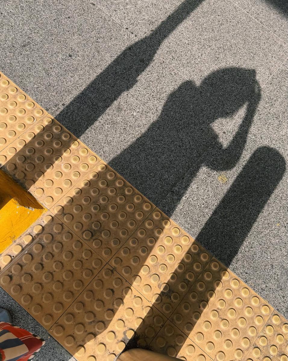 Ify Alyssa saat jalan-jalan di Ann Siang Hill