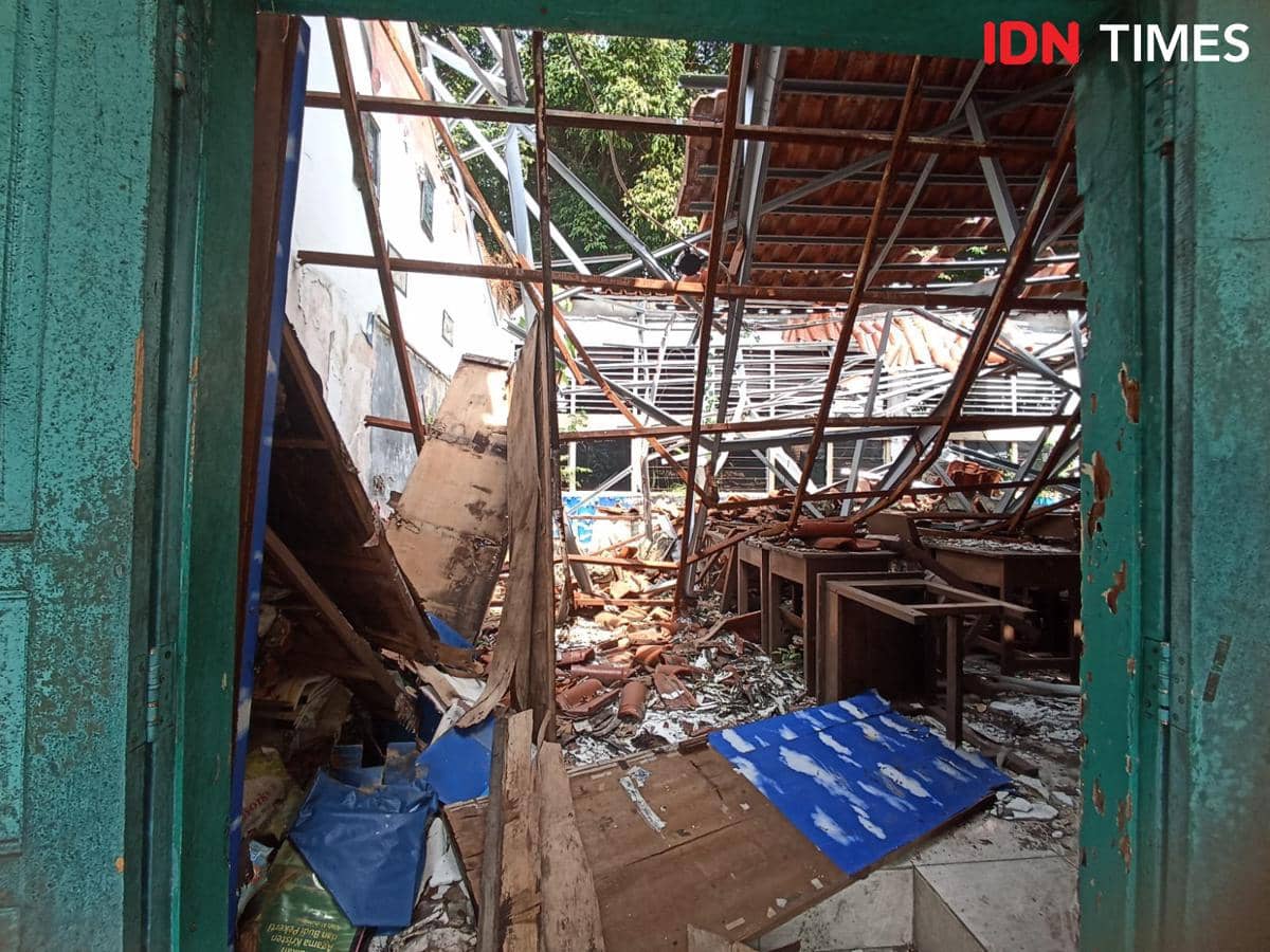 Kondisi SD Negeri Kebayoran Lama Selatan 09, Senin (20/7/2027).