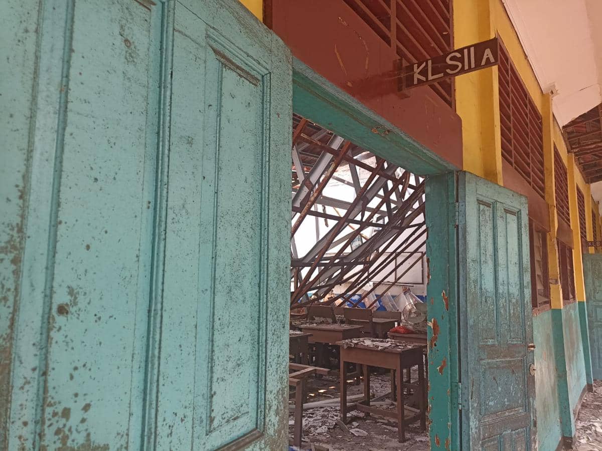 Sekolah Roboh Tak Diperbaiki, 274 Siswa SDN Kebayoran 9 Numpang