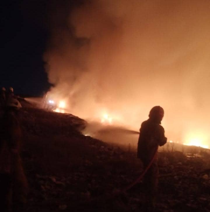 Kebakaran TPA Benowo Padam, Api Lahap 900 Meter Gunungan Sampah