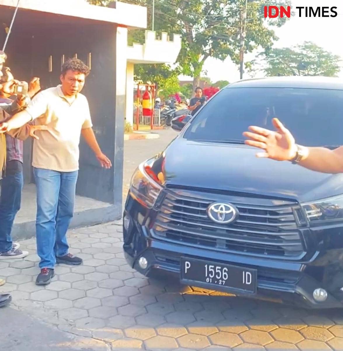 Bupati Lombok Barat Dibawa ke Jakarta Usai Diperiksa di Mako Brimob