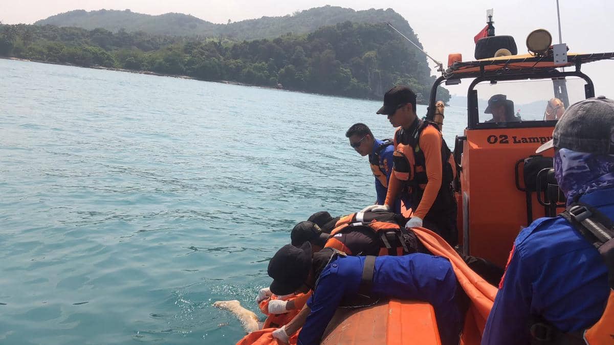 Geger! Mayat Anonim Ditemukan Mengapung di Pesisir Pulau Lamsel