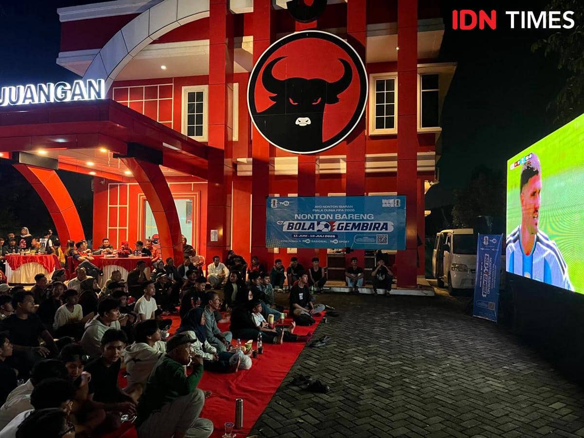 PDIP Lampung Nobar Final Piala Dunia 2026, Rangkul Generasi Muda