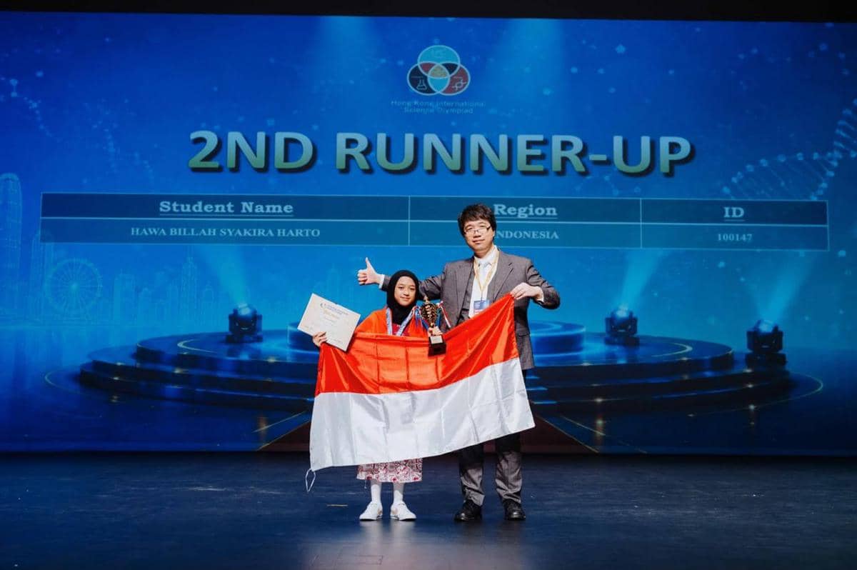 Arek Surabaya Ukir Prestasi Dunia, Raih Emas di Singapura
