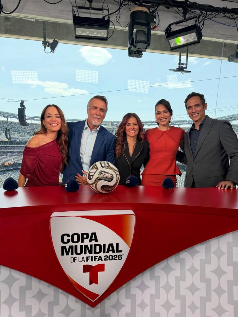 Potret Miss Universe 2020 di Laga Final Piala Dunia 2026