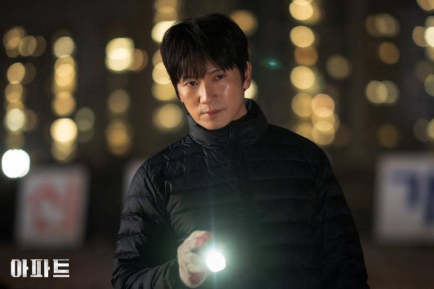 3 Rival Park Hae Kang di The Apartment Job, Mana yang Lebih Kuat?