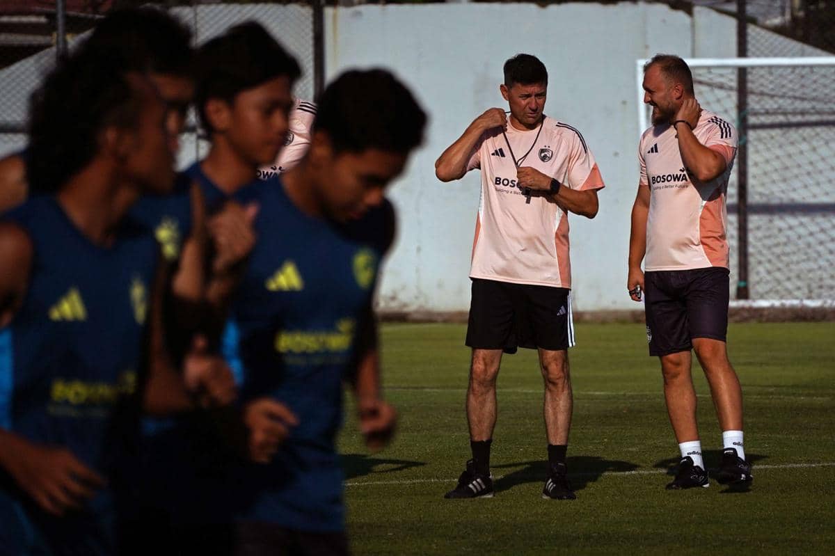 Latihan PSM Makassar di awal musim 2026/2027.