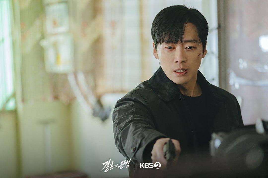 7 Kelemahan Tae Joo yang Dimanfaatkan Man Hee di The Husband