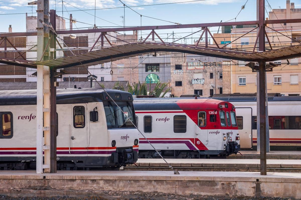 ilustrasi kereta di Spanyol