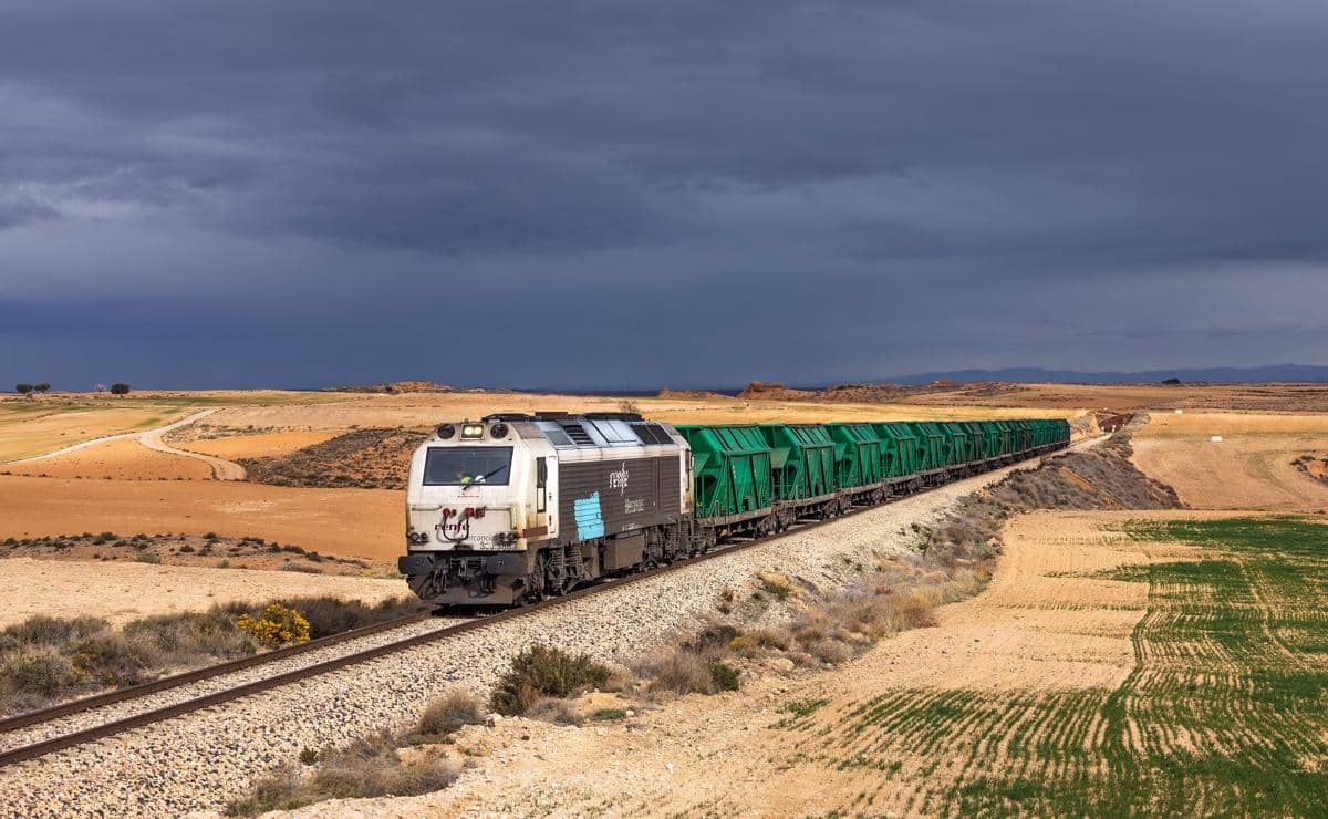 ilustrasi kereta di Spanyol