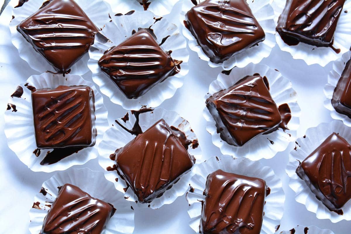 ilustrasi brownies lumer kukus
